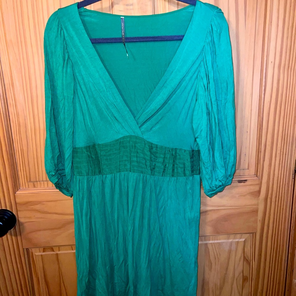 12th street dress by Cynthia Rowley sz S, Kelly Green plunging neckline.
